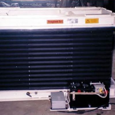 Scissors lifting plate with bellows and an external unit